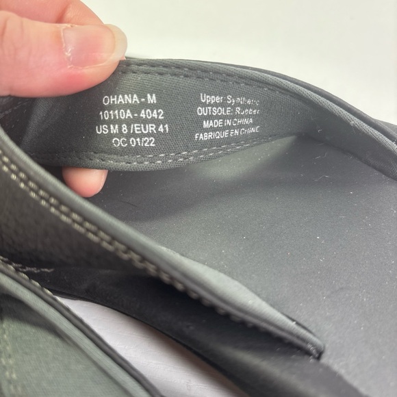 OluKai Size 8 Black Flip Flops Women’s - Picture 7 of 8